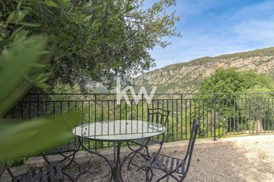 Maison - 167 m² - 5 pièces