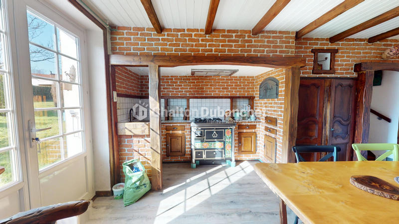 Maison - 230 m² - 9 pièces