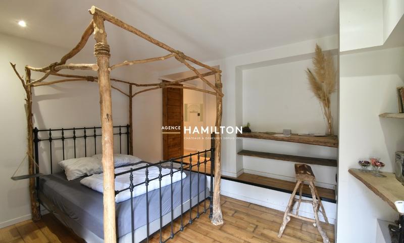 Moulin - 249 m² - 11 pièces