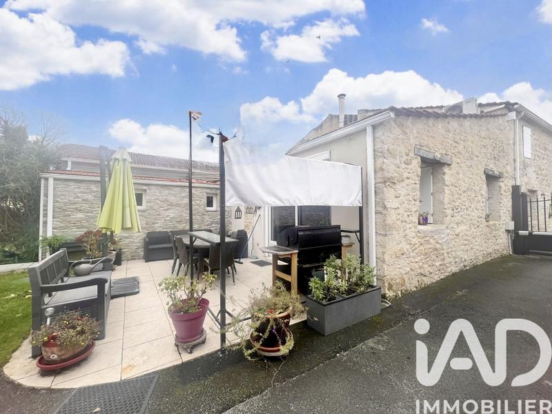 Maison - 202 m² - 6 pièces