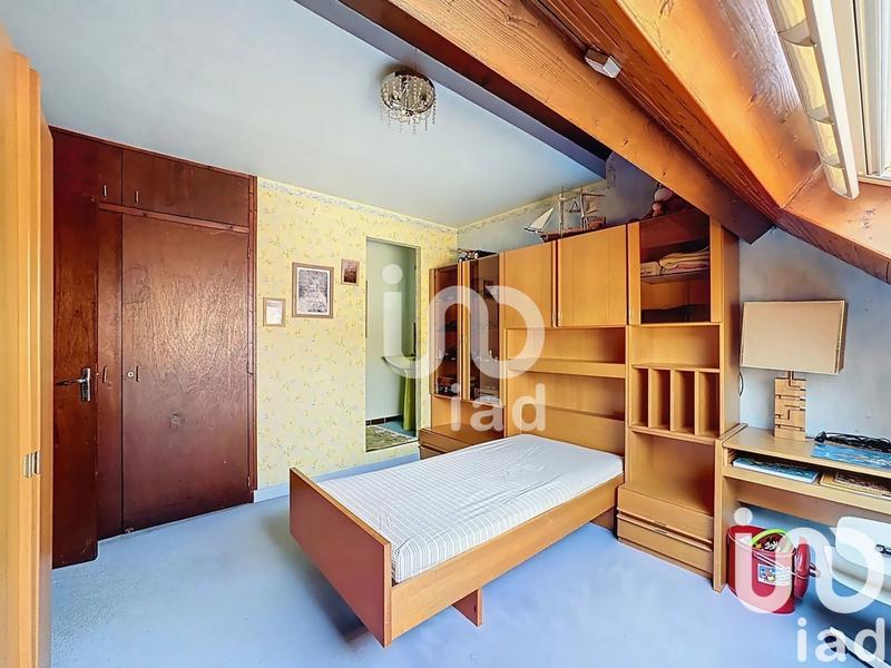 Maison - 200 m² - 10 pièces