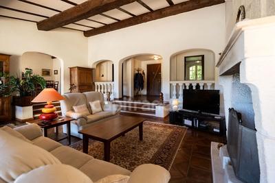 Maison - 202 m² - 7 pièces