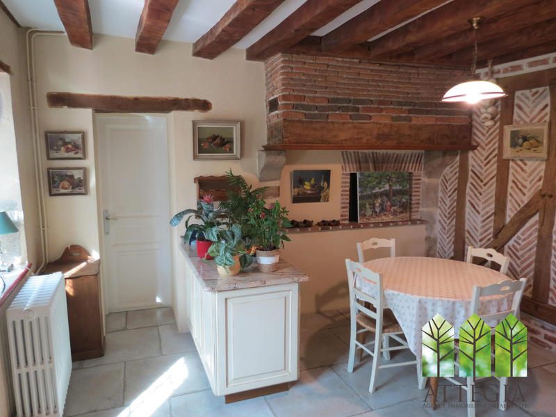 Maison traditionnelle - 422 m² - 14 pièces