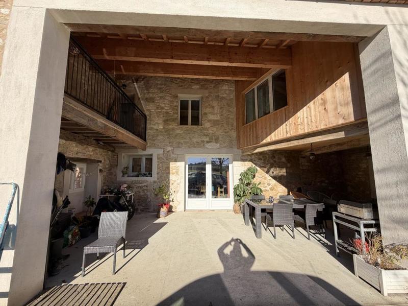 Maison - 144 m² - 6 pièces