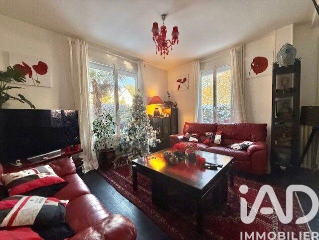 Maison - 82 m² - 5 pièces