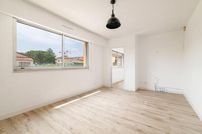 Local commercial - 40 m² - 2 pièces