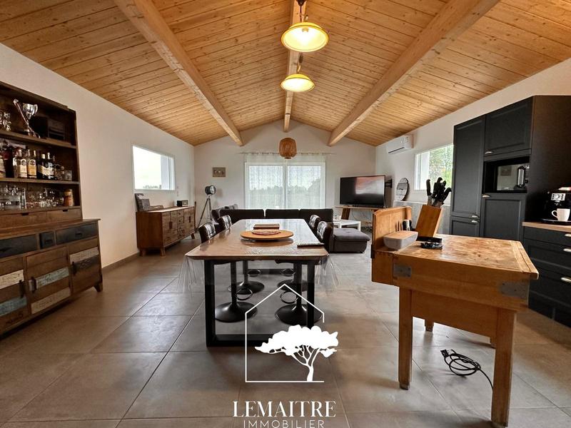 Maison - 105 m² - 4 pièces