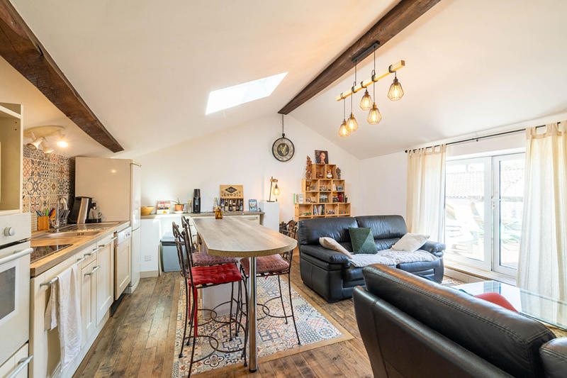 Maison - 498 m² - 20 pièces