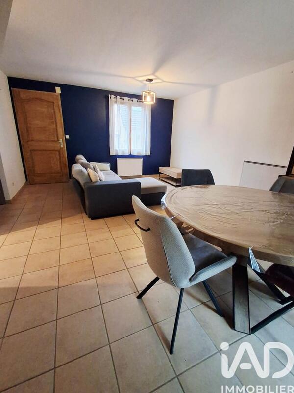 Maison - 92 m² - 6 pièces