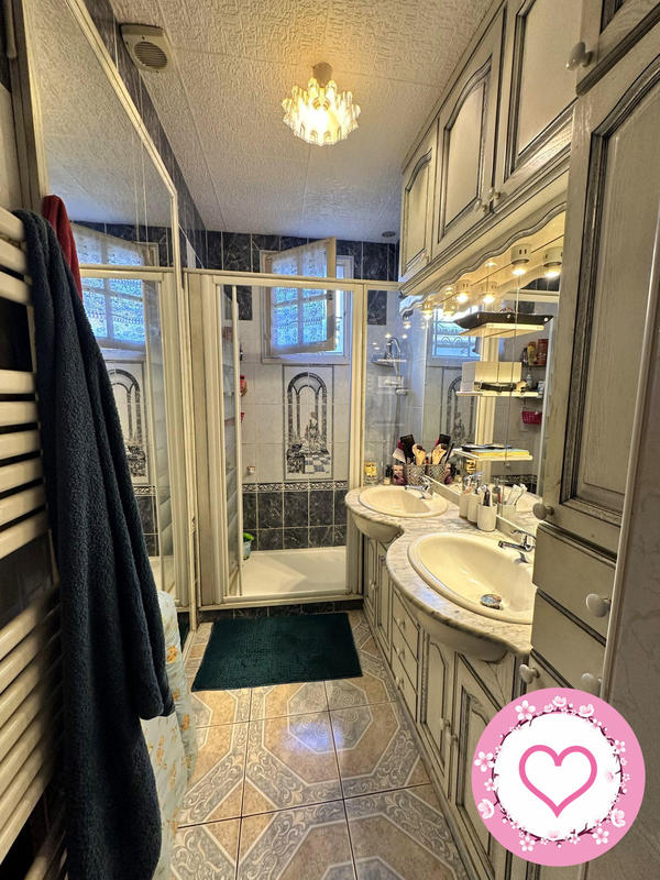 Maison - 128 m² - 4 pièces