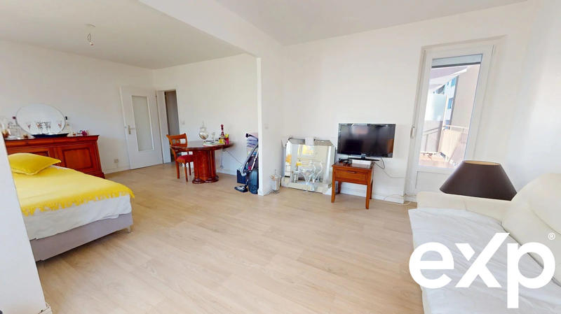 Appartement - 65 m² - 2 pièces