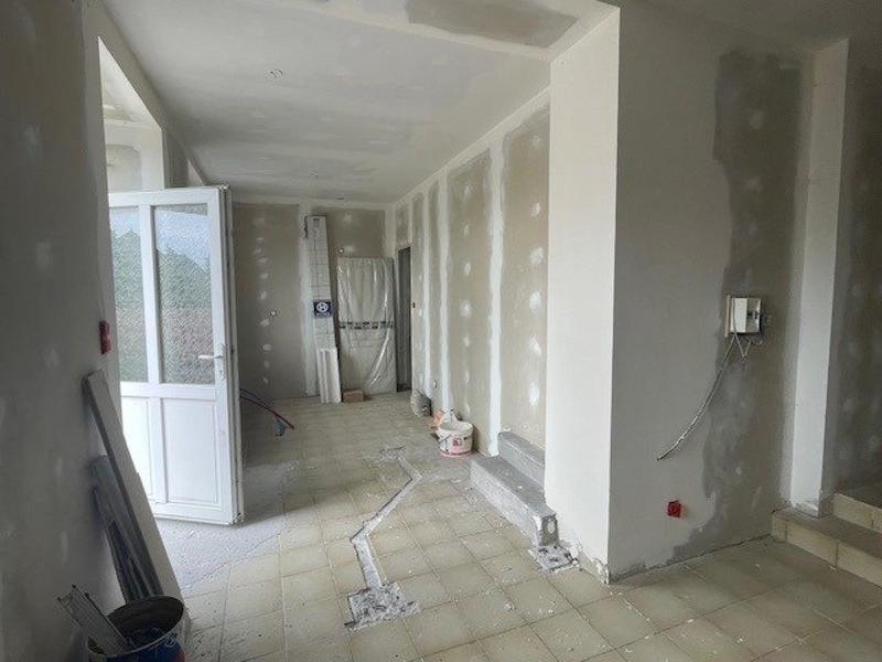 Maison - 300 m² - 6 pièces