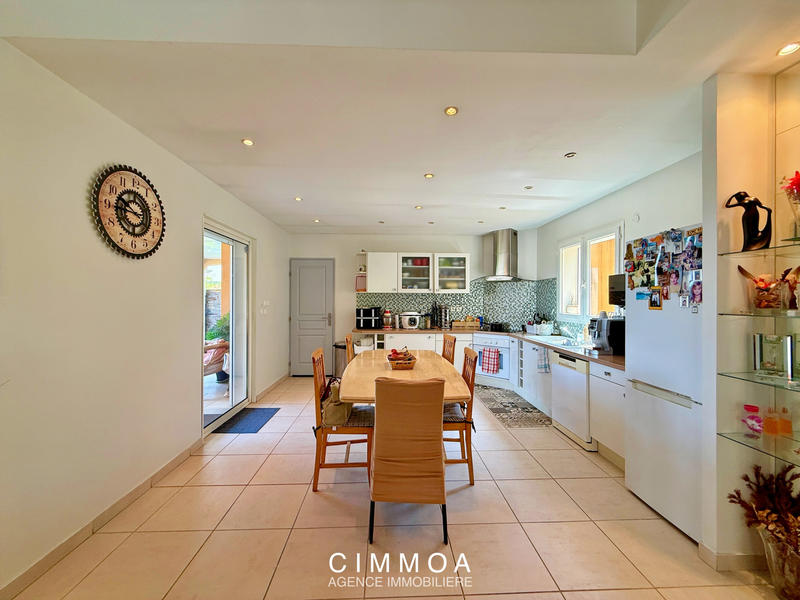 Maison - 85 m² - 3 pièces