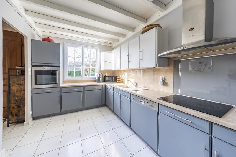 Maison - 140 m² - 7 pièces