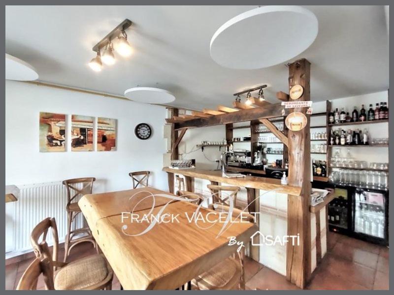 Local commercial - 295 m² - 9 pièces