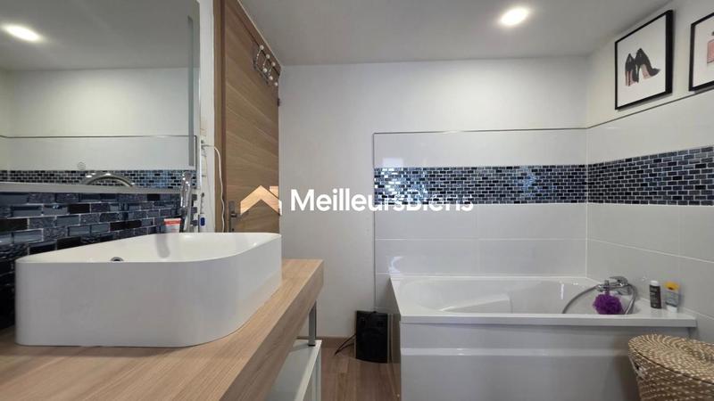 Maison - 150 m² - 4 pièces