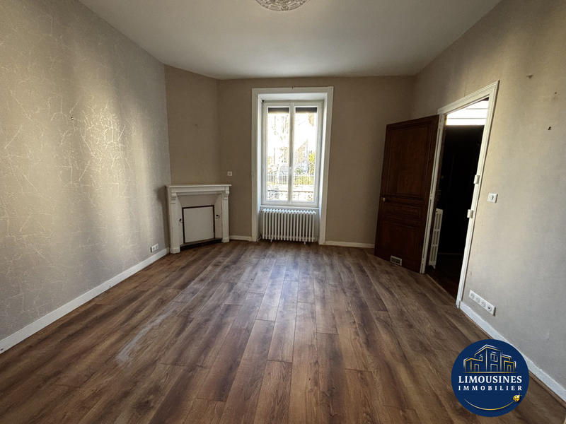 Maison - 153 m² - 8 pièces