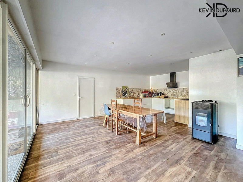 Immeuble - 200 m² - 10 pièces