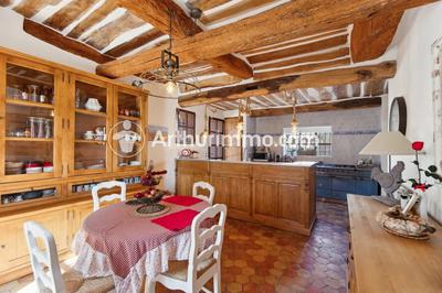 Maison - 209 m² - 7 pièces