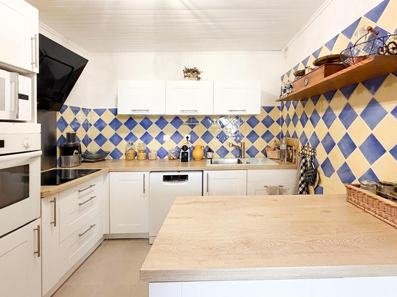 Appartement - 81 m² - 3 pièces