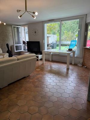 Appartement - 100 m² - 4 pièces