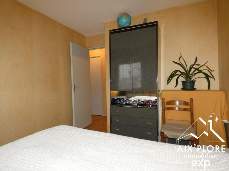 Appartement - 92 m² - 4 pièces