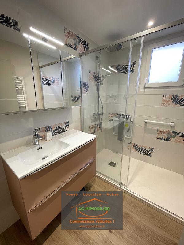 Maison - 100 m² - 6 pièces