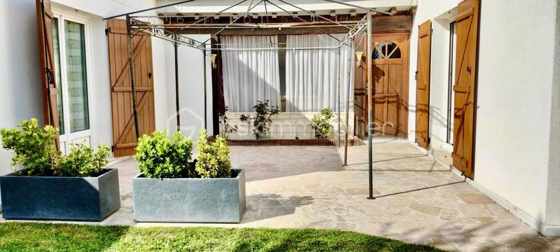 Maison - 146 m² - 7 pièces