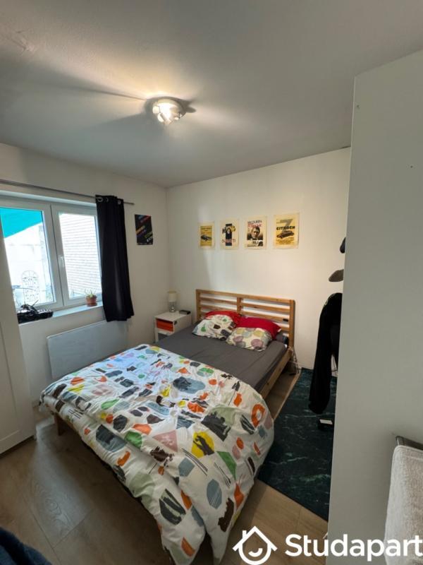 Chambre - 13 m² - 1 pièce