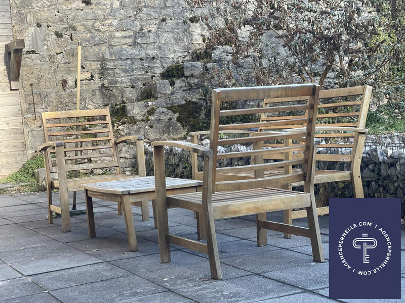 Appartement - 99 m² - 3 pièces