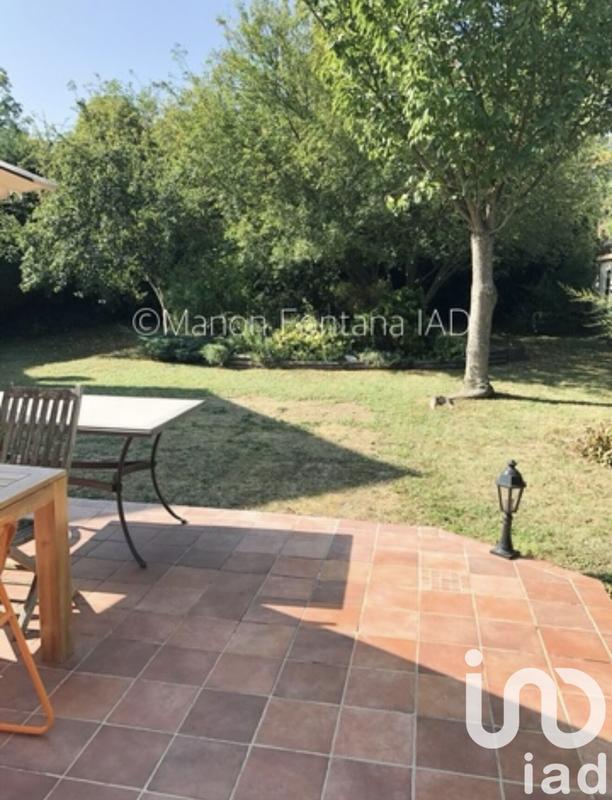 Maison - 246 m² - 11 pièces