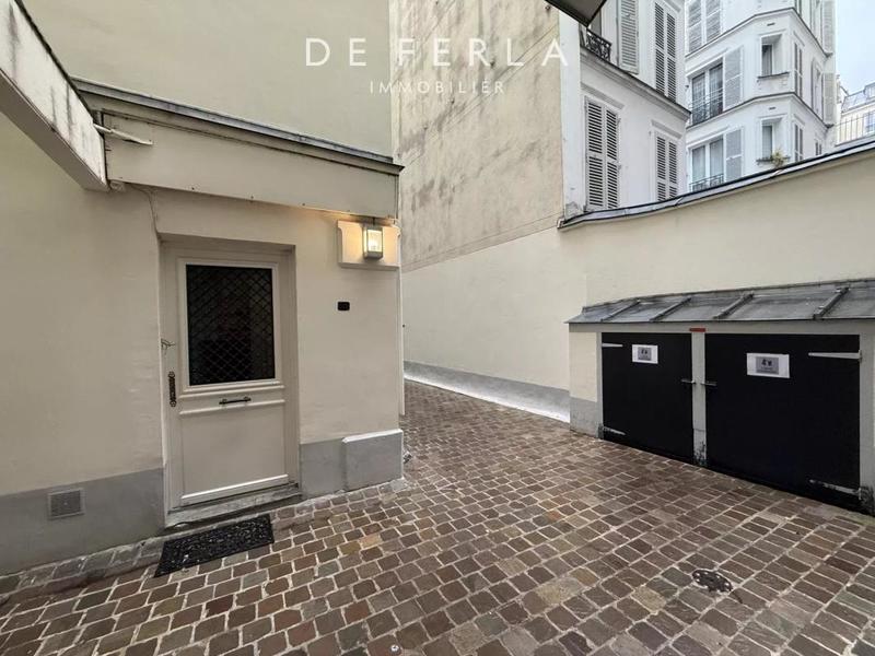 Studio - 15 m² - 1 pièce