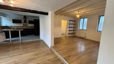 Maison - 111 m² - 5 pièces