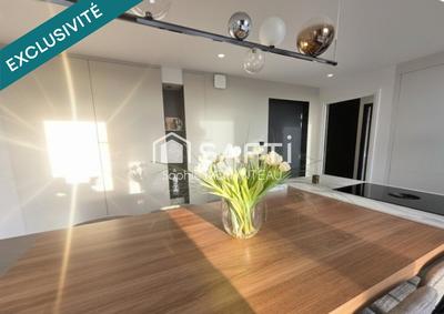 Appartement - 95 m² - 5 pièces