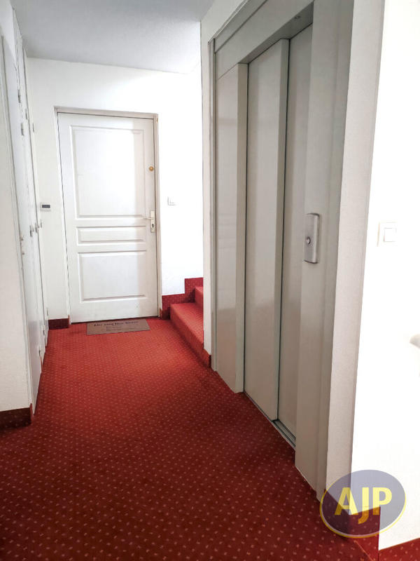 Appartement - 79 m² - 4 pièces