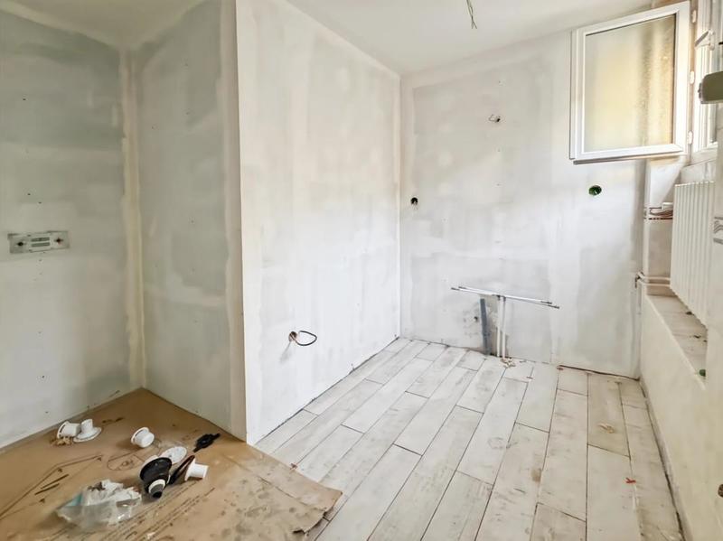 Maison - 182 m² - 8 pièces