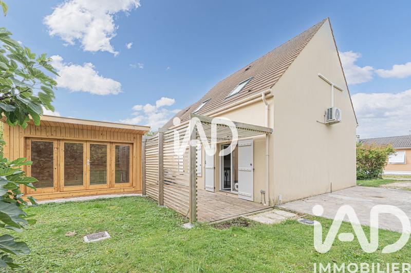 Maison - 82 m² - 5 pièces