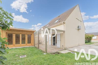Maison - 82 m² - 5 pièces