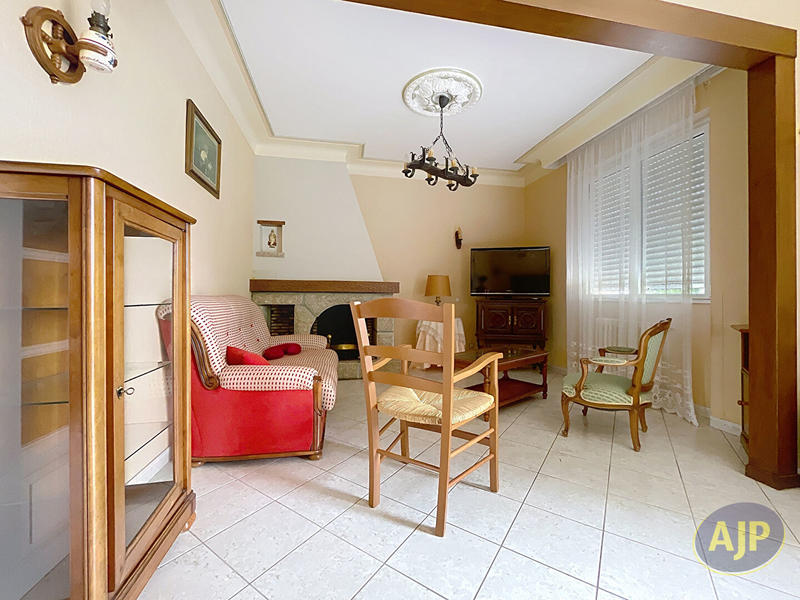 Maison - 148 m² - 7 pièces