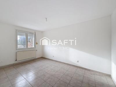 Maison - 80 m² - 4 pièces