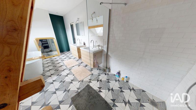 Maison - 190 m² - 4 pièces