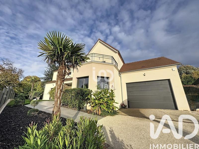 Maison - 290 m² - 7 pièces