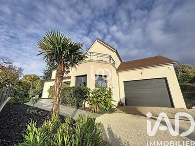 Maison - 290 m² - 7 pièces