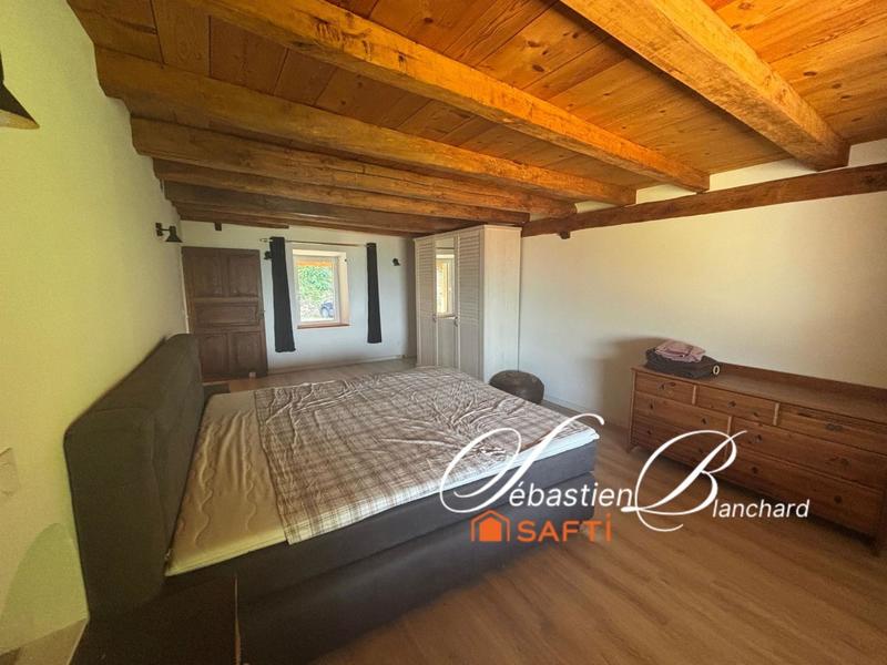 Maison - 136 m² - 8 pièces