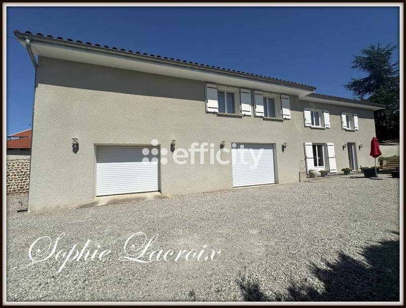 Maison - 212 m² - 6 pièces