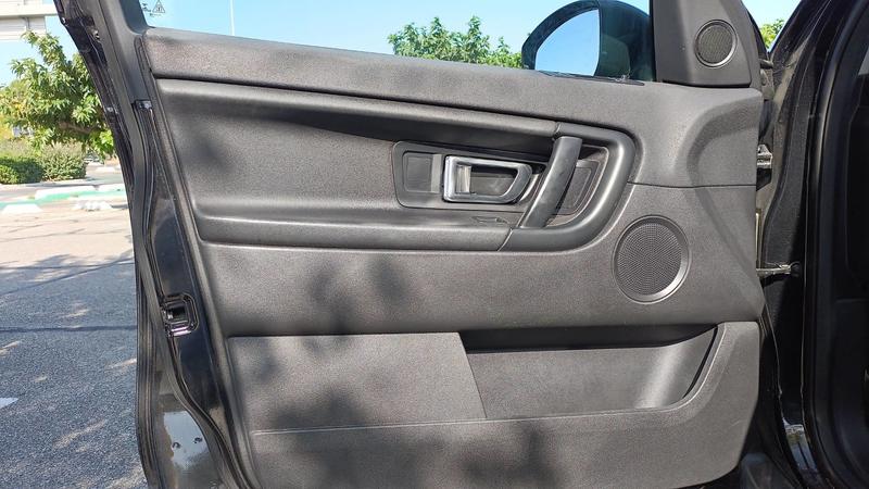 Land Rover Discovery Sport 2.0 Td4 150 se - 5 places