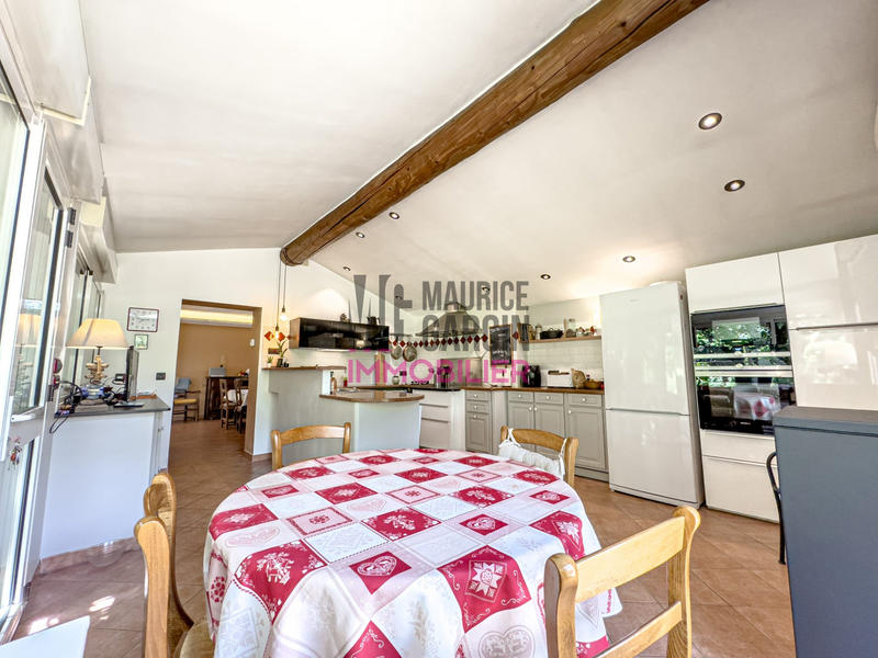 Villa - 126 m² - 5 pièces