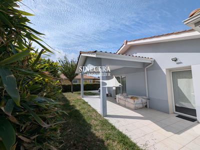 Maison - 88 m² - 3 pièces