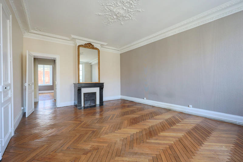 Appartement - 158 m² - 6 pièces