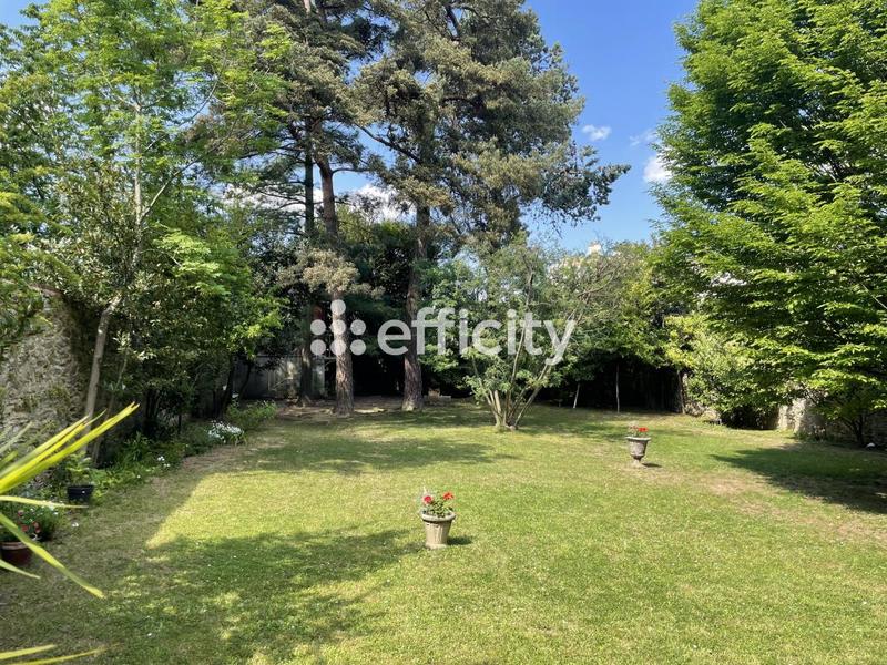 Maison - 169 m² - 7 pièces